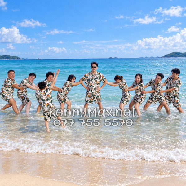 Set Áo Sơ Mi Quần Short Tropical Thơm Dứa Cây Dừa Hoa Sứ Màu Kem Nhạt Đi Biển Nam Nữ