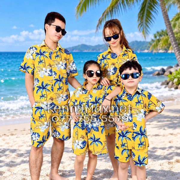 Bộ Áo Sơ Mi Quần Short Đi Biển Họa Tiết Thơm Dứa Cây Dừa Hoa Sứ Vàng Nam Nữ